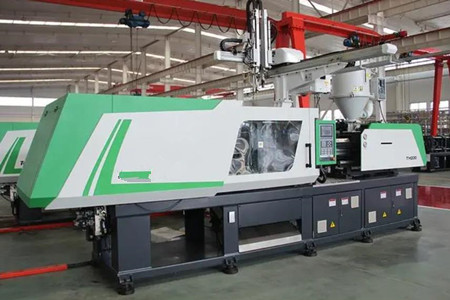 果筐注塑機(jī)大概賣多少錢(qián)一臺(tái)？幾萬(wàn)到幾十萬(wàn)不等！