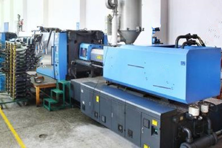 注塑機(jī)模具制作和更換步驟，讓設(shè)備更好運(yùn)行