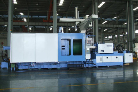 PVC管件注塑機(jī)啟動前需要做哪些準(zhǔn)備工作？